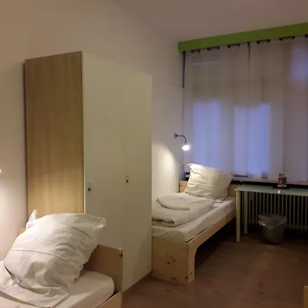 Gästehaus Kaiserpassage- Ihr Cityhostel-3